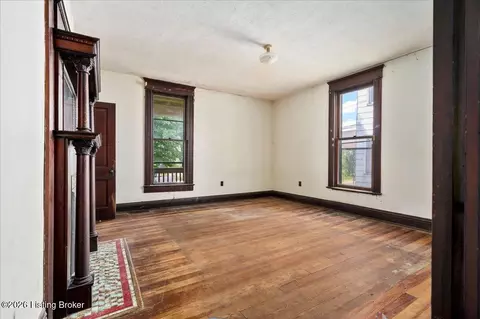 Living - 104 4th St, Berry, KY 41003 photo 1 of 4