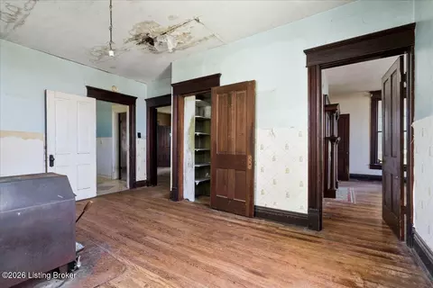 Entry Way - 104 4th St, Berry, KY 41003 photo 5 of 6