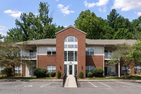 9208 Hawthorne Pointe Dr #203, Louisville, KY 40272