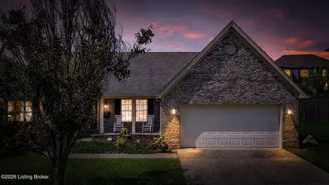 11911 Washington Green Rd, Louisville, KY 40229