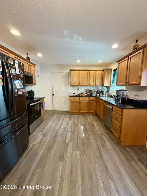 Kitchen - 104 Ruby Ct, Radcliff, KY 40160 photo 1 of 2