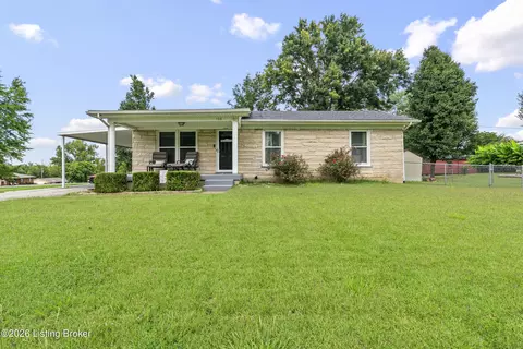 106 Wyndingbrook Dr, Shepherdsville, KY 40165