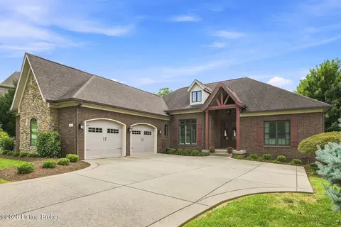7518 Beechspring Farm Blvd, Louisville, KY 40241