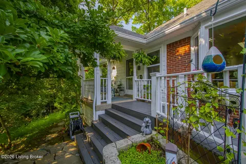 Exterior - 7804 Deep Trail Ct, Prospect, KY 40059 photo 8 of 35