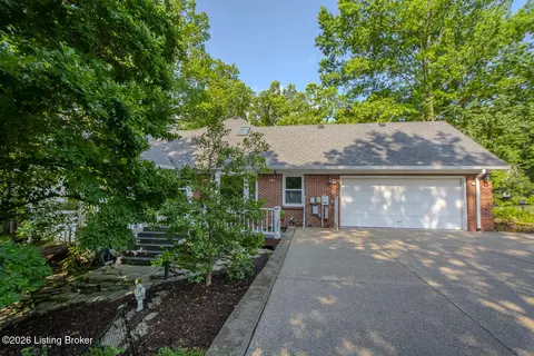 Exterior - 7804 Deep Trail Ct, Prospect, KY 40059 photo 12 of 35
