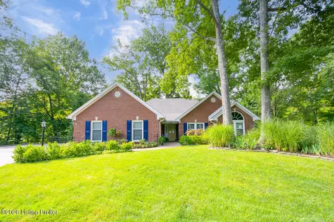 Exterior - 7804 Deep Trail Ct, Prospect, KY 40059 photo 3 of 35