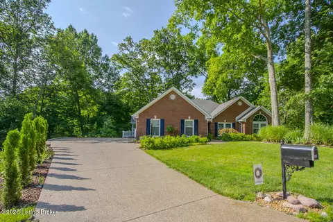 Exterior - 7804 Deep Trail Ct, Prospect, KY 40059 photo 5 of 35