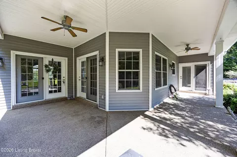 Exterior - 335 Loretto Rd, Springfield, KY 40069 photo 3 of 8
