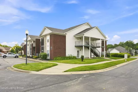 9900 Lindsey Springs Way #201, Louisville, KY 40291