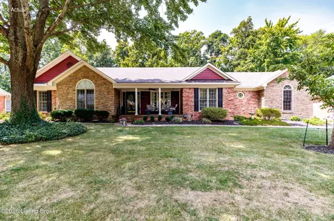 4512 Cornice Ct, Jeffersontown, KY 40299