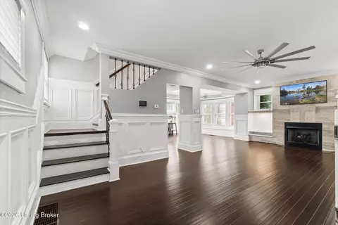 217 Shawnee Dr, Louisville, KY 40212