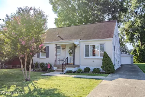 898 Molter Ave, Louisville, KY 40217
