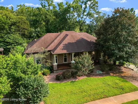 12800 Ledges Dr, Louisville, KY 40243