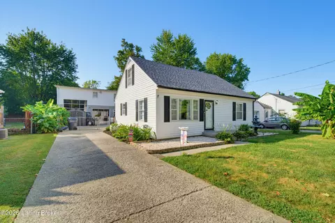1102 Lone Oak Ave, Louisville, KY 40219