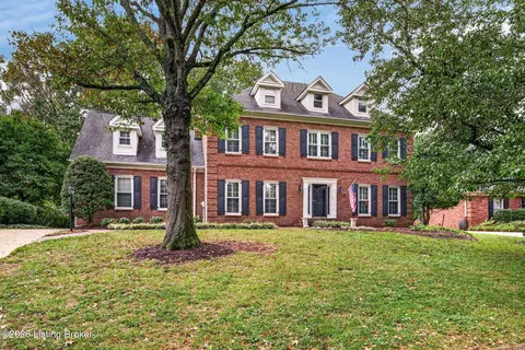 2710 Sycamore Woods Ct, Louisville, KY 40241