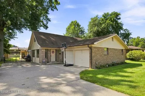 5012 W Pages Ln, Louisville, KY 40258