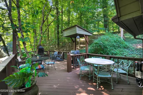 Exterior - 999 Penn Run Rd, Bee Spring, KY 42207 photo 8 of 20