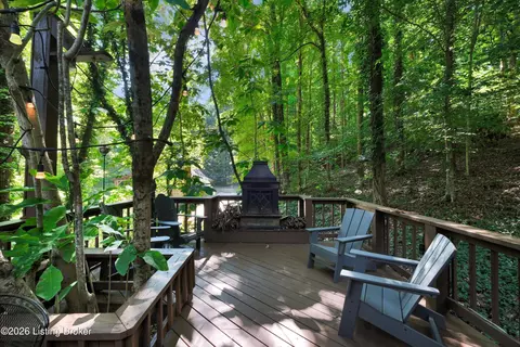Exterior - 999 Penn Run Rd, Bee Spring, KY 42207 photo 9 of 20
