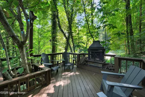 Exterior - 999 Penn Run Rd, Bee Spring, KY 42207 photo 1 of 20