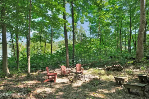 Exterior - 999 Penn Run Rd, Bee Spring, KY 42207 photo 7 of 20