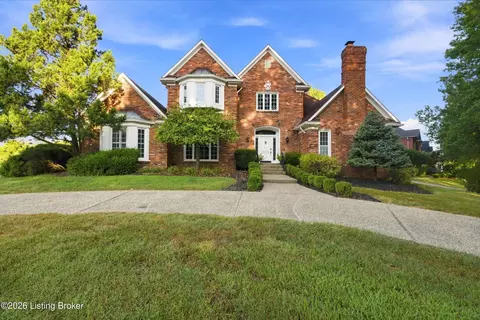 6914 Bridgepointe Blvd, Prospect, KY 40059