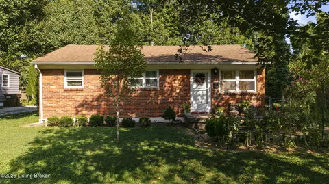 271 Granvil Dr, Louisville, KY 40218