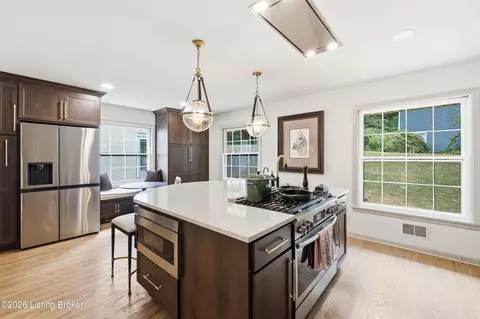 226 N Birchwood Ave, Louisville, KY 40206