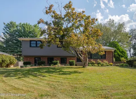 9812 Longwood Cir, Louisville, KY 40023