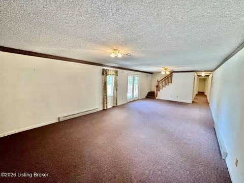 Living - 135 Brookside Dr, Springfield, KY 40069 photo 10 of 10