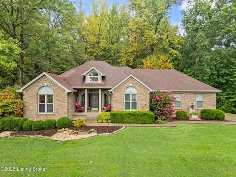 9109 Hi View Ln, Louisville, KY 40272