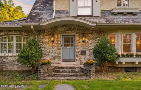3101 Brownsboro Rd, Louisville, KY 40206