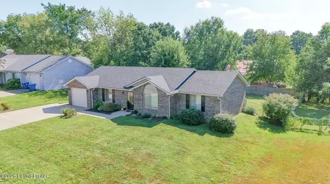1113 Tara Way, Lawrenceburg, KY 40342