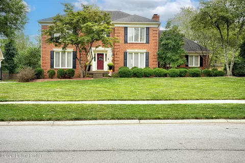 311 Lake Forest Pkwy, Louisville, KY 40245