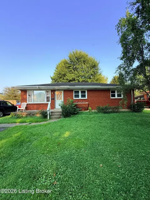 9003 Thompson Ln, Louisville, KY 40258