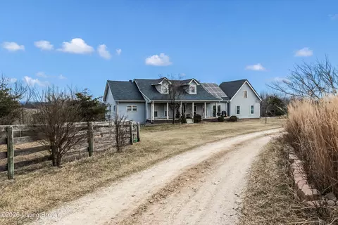 Exterior - 2942 N Pendleton Rd, Pendleton, KY 40055 photo 3 of 18