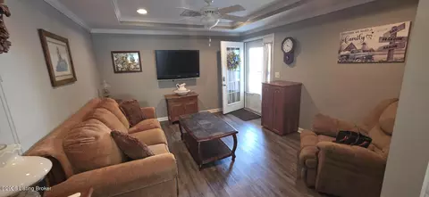 7314 Fox Hollow Way #7314, Louisville, KY 40228