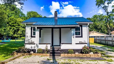 6674 Rutledge Rd, Louisville, KY 40258