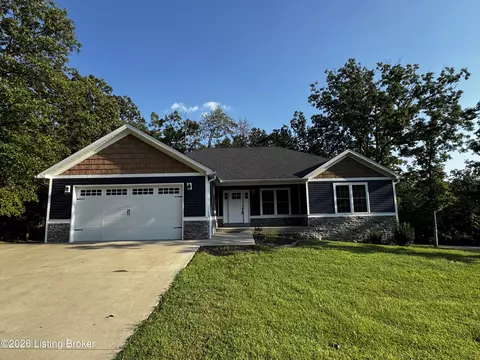 649 Fairway Dr, Brandenburg, KY 40108