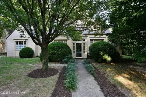 621 Cochran Hill Rd, Louisville, KY 40206