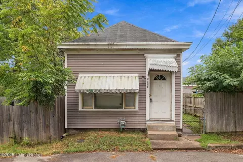 2325 Garfield Ave, Louisville, KY 40212