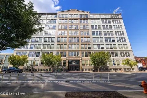 815 W Market St #605, Louisville, KY 40202