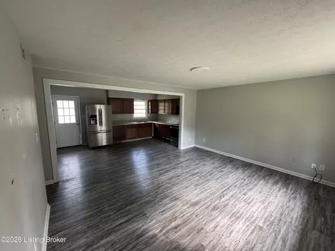 5407 Chestnutwood Way, Louisville, KY 40272