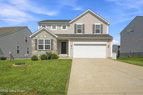 284 Saint Regis Dr, Shelbyville, KY 40065
