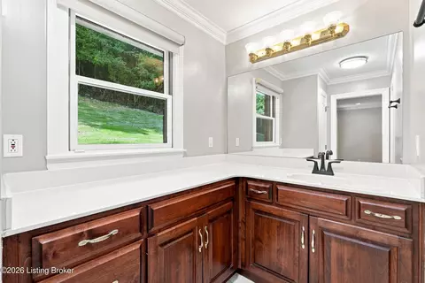 Bath - 2801 Pattons Creek Rd, Pendleton, KY 40055 photo 5 of 6