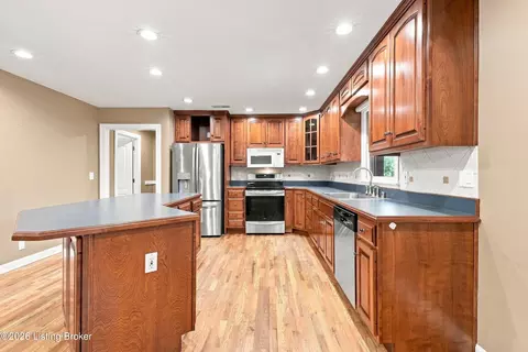 Kitchen - 2801 Pattons Creek Rd, Pendleton, KY 40055 photo 3 of 3