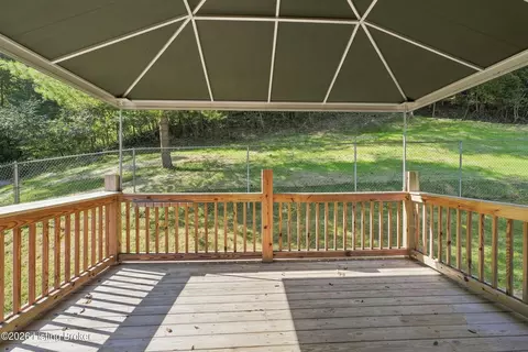 Exterior - 2801 Pattons Creek Rd, Pendleton, KY 40055 photo 17 of 28