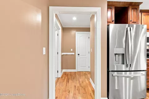Entry Way - 2801 Pattons Creek Rd, Pendleton, KY 40055 photo 4 of 9