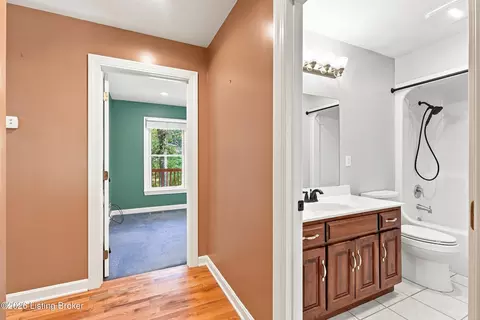 Entry Way - 2801 Pattons Creek Rd, Pendleton, KY 40055 photo 3 of 9