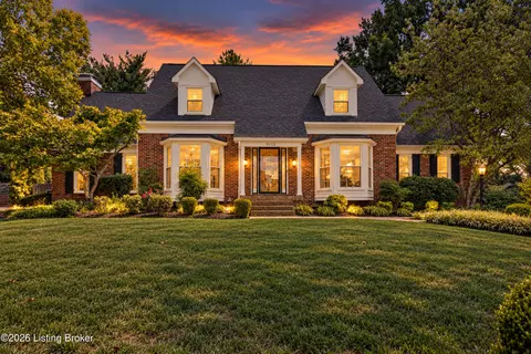 9112 Hurstwood Ct, Louisville, KY 40222