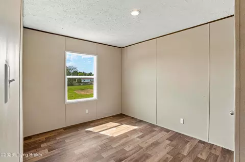 Bedroom - 96 Grace Ln, Constantine, KY 40140 photo 2 of 4